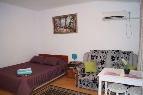 Hostal Beryozka V Dzemete Guest House