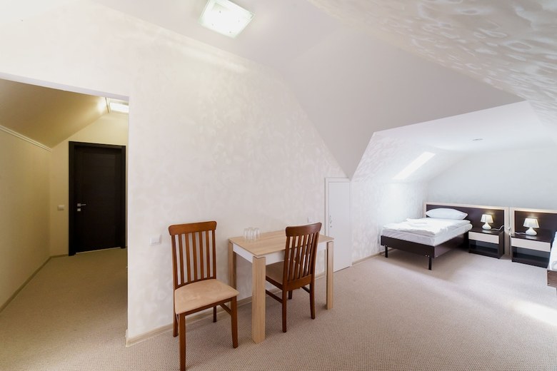 Hotel Balmont