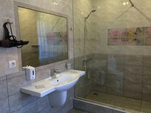 Hostal Guest House Valeria