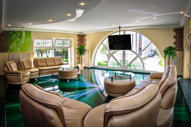 Intourist Hotel