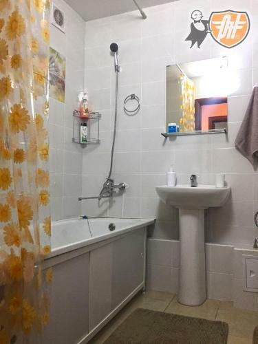 Apartment Stroiteley 90b