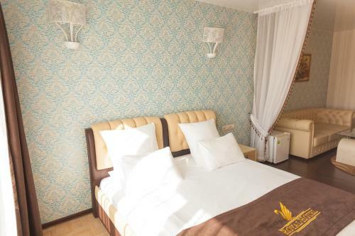 Royal Hotel