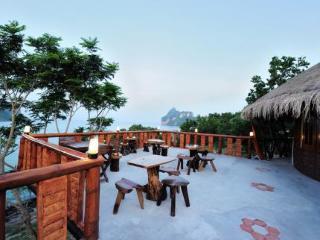 Hotel Phuphaya Seaview Resort