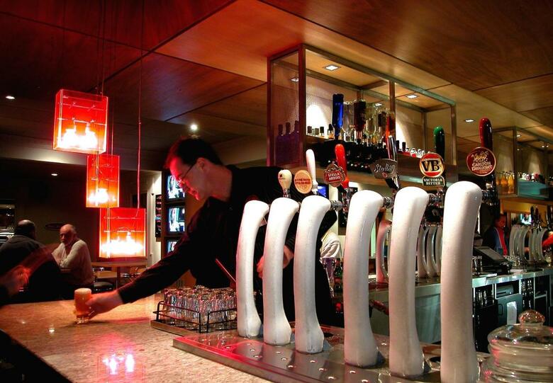 Hotel Sovereign Park Motor Inn