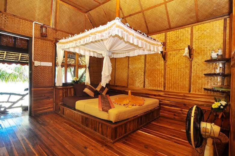 Hotel Phi Phi Relax Beach Resort