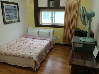 Hostal Goodstay Smile Resort