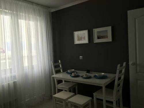 Apartment On Suvorovskaya Ulitsa 79