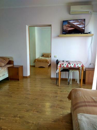 Hostal On Krasnodarskaya Guest House