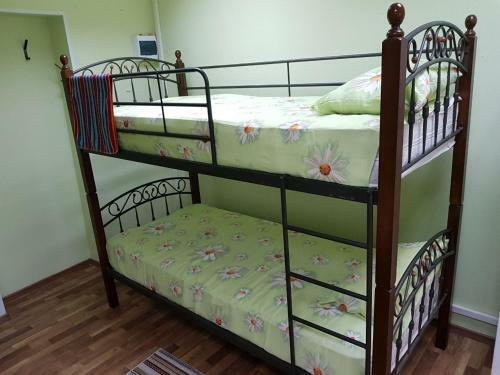 Hostel 888