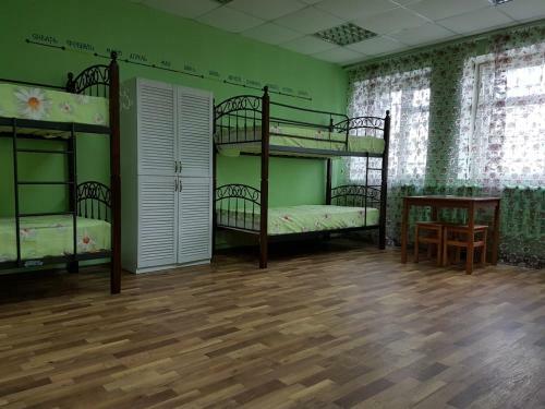 Hostel 888