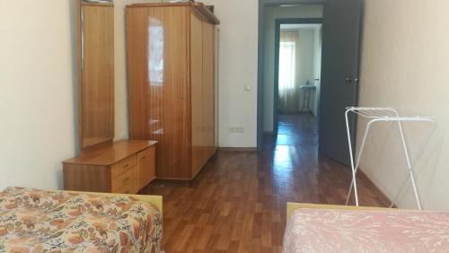 Apartment On Ulitsa Novogodnyaya