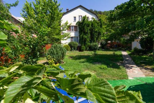Hostal Guest Home Novella