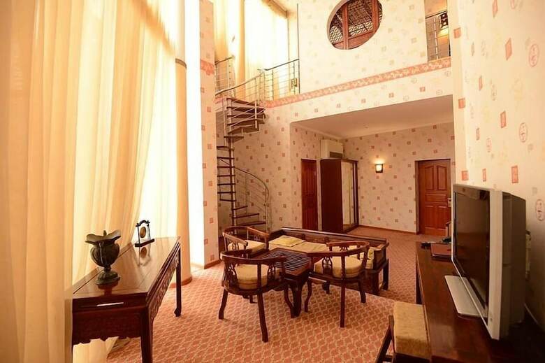 Hotel Silky Way