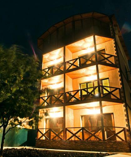 Hostal Premier Guest House