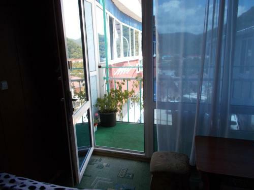 Hostal Guest House Iris
