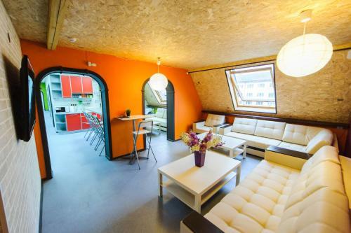 Hostel City 57