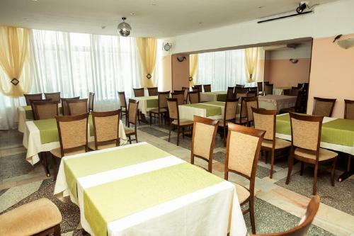 Lastochka Hotel