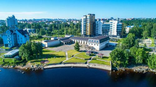 Prionezhsky Club Hotel