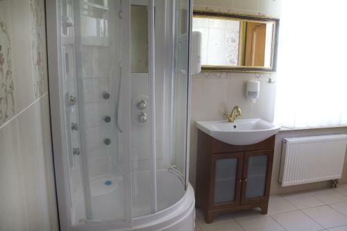 Hotel U Pokrovki Guest House