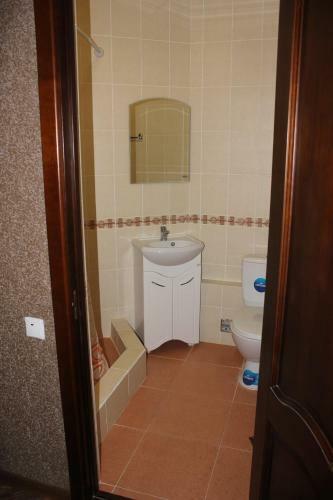 Hostal Zhara Hotel