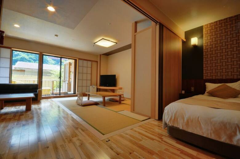 Hotel Okada