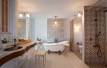 Hotel Devasom Huahin Resort