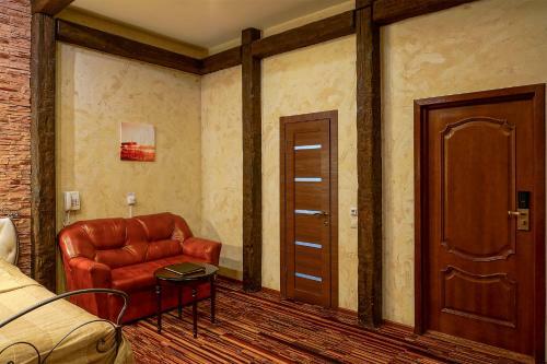 Aragon Hotel