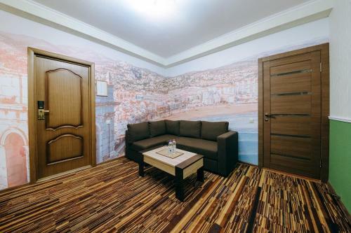 Aragon Hotel