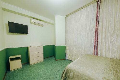Aragon Hotel