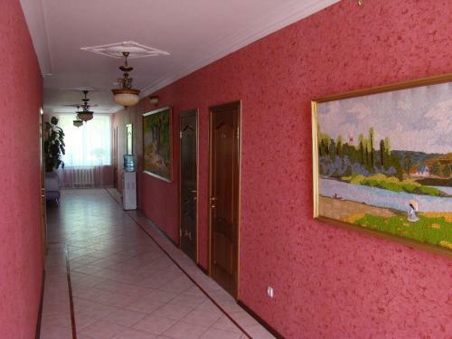Hotel Gostinichno-restoranny Compleks Chetyre Sezona