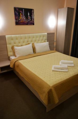 City - Hotel