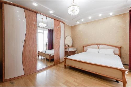 Apartment On Sobornyy 94
