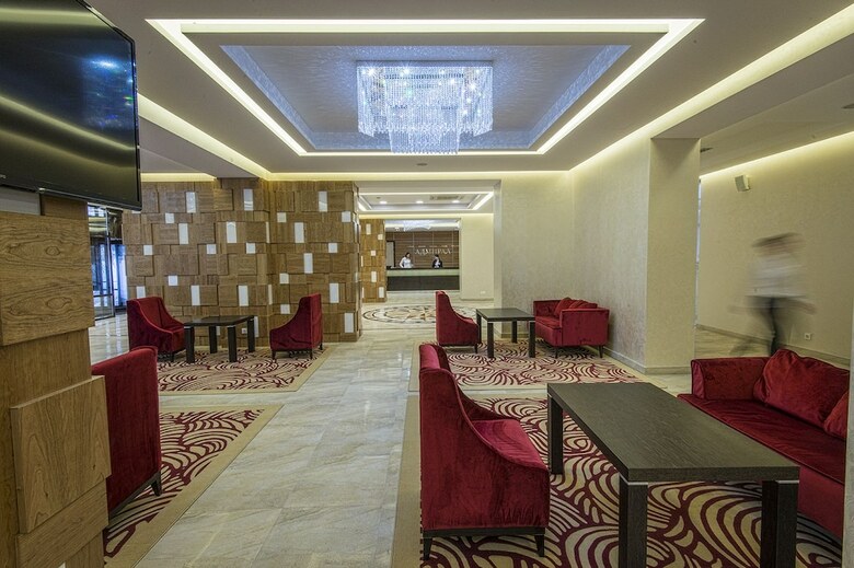 Admiral Hotel