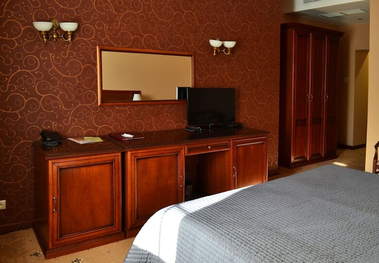 Hotel Meridian