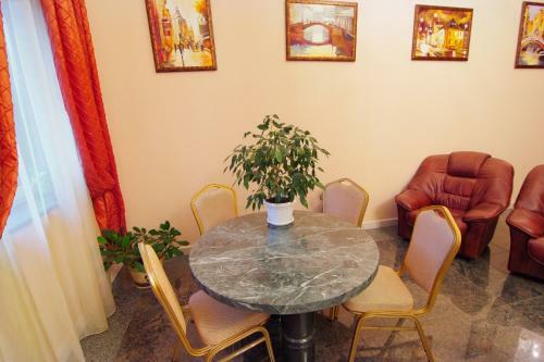 Maria Hotel