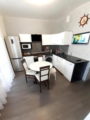 Two-bedroom Apartment On Sunny Hill