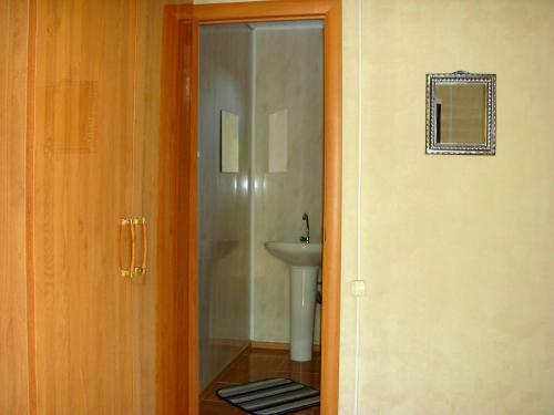 Hostal Felichita Guest House