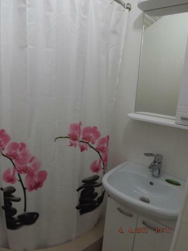 Hostal Guest House Zhora