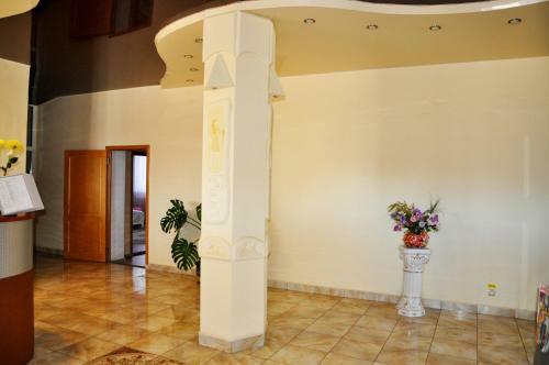 Piramida Hotel