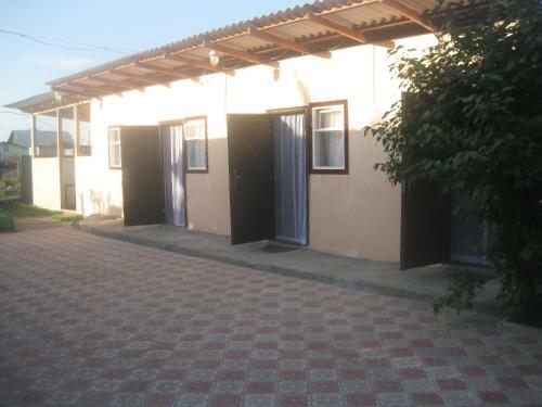 Hostal House And Individual Rooms In Salt-iletsk