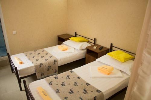 Hostal Saluton