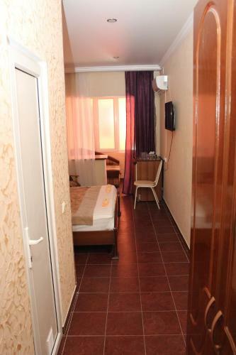 Hostal Saluton