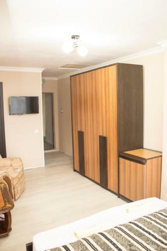 Hostal Saluton