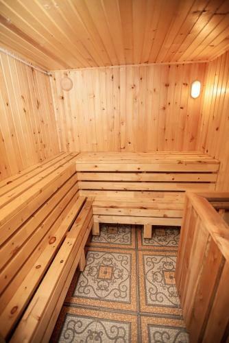 Hostal Kovcheg Guest House