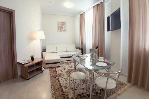 Hotel Complex Oktyabrskiy
