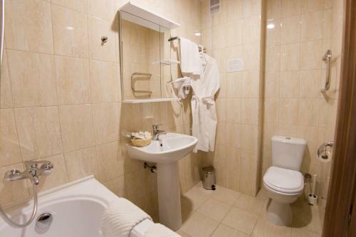 Hotel Complex Oktyabrskiy