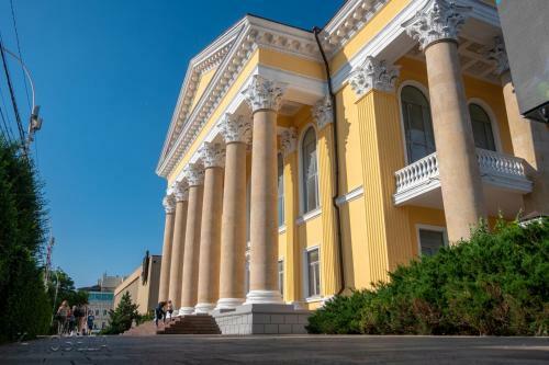 Hostel Romanov