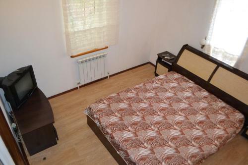 Hostal Cruise Guesthouse