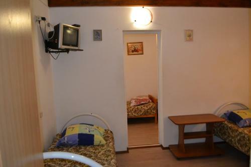 Hostal Cruise Guesthouse