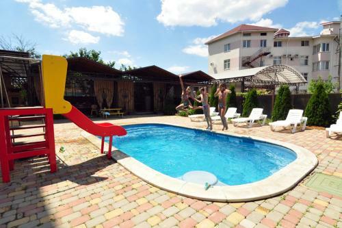 Hostal Guest House Vizit